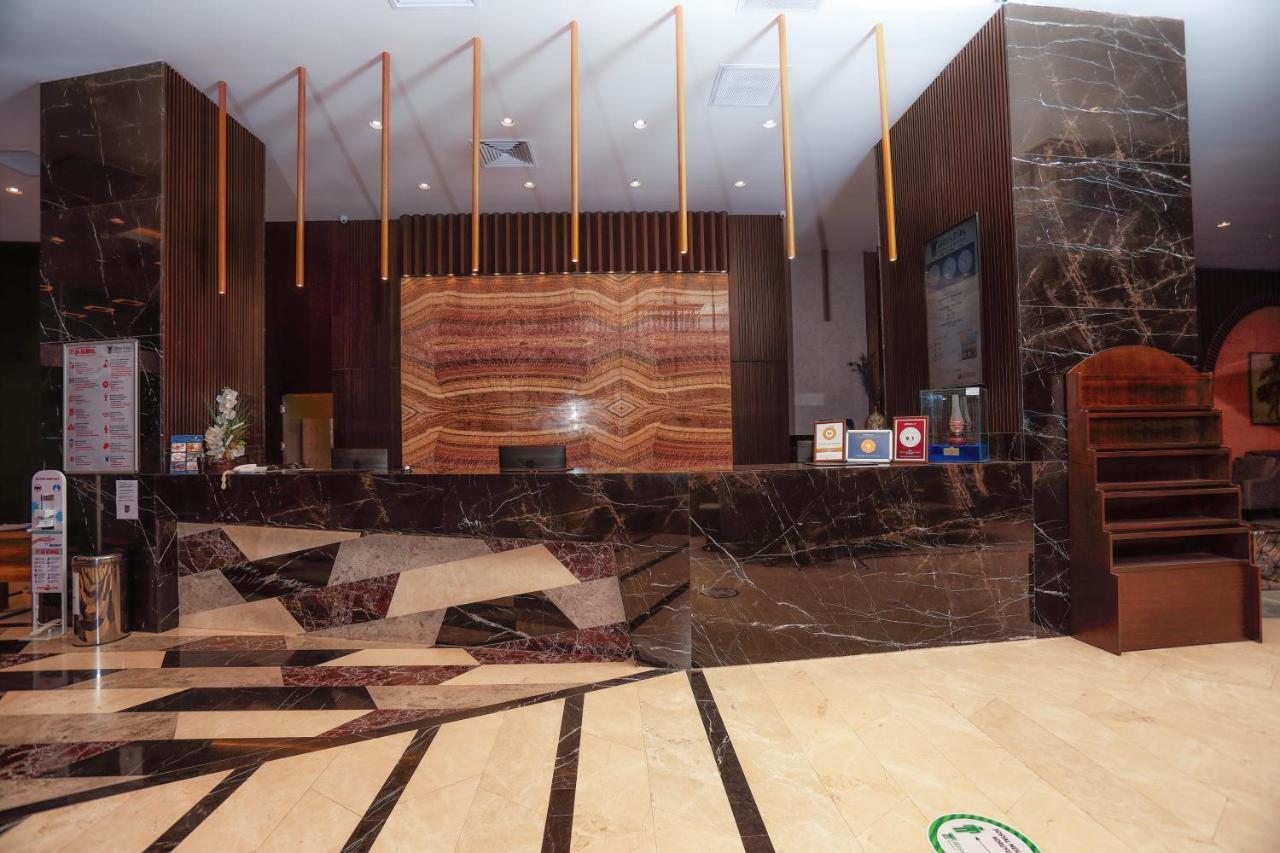 The Green Park Gaziantep Bagian luar foto The lobby of the hotel