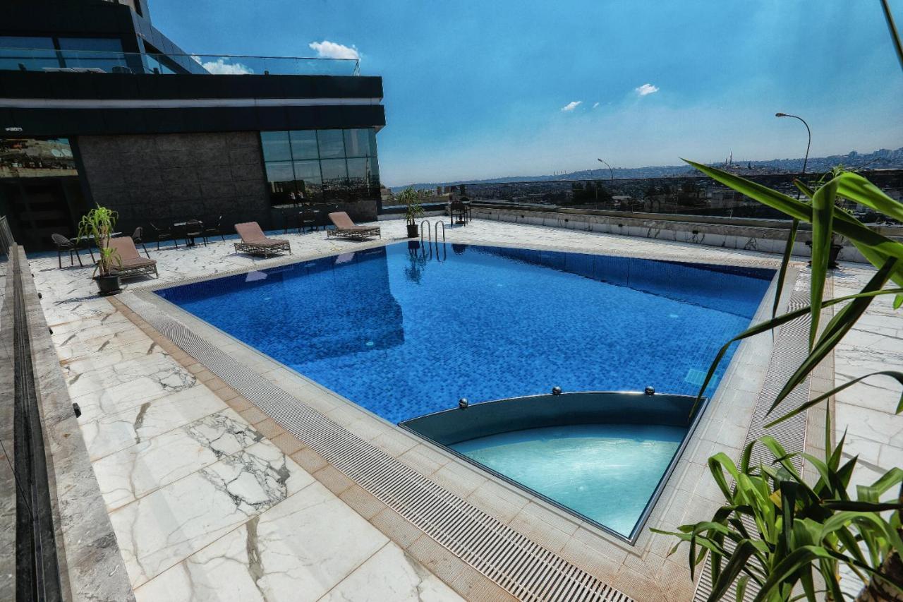 The Green Park Gaziantep Bagian luar foto Rooftop pool