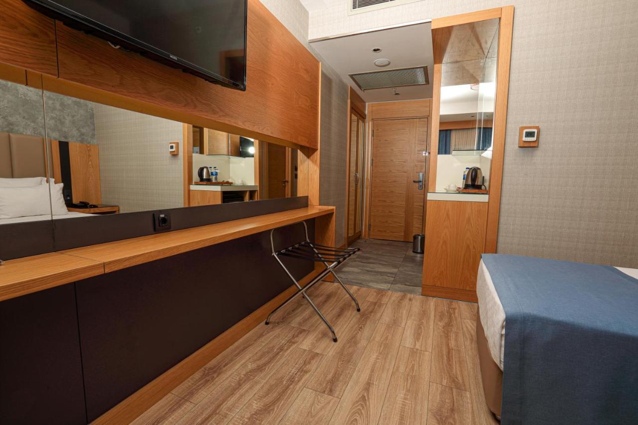 The Green Park Gaziantep Bagian luar foto A room at the hotel