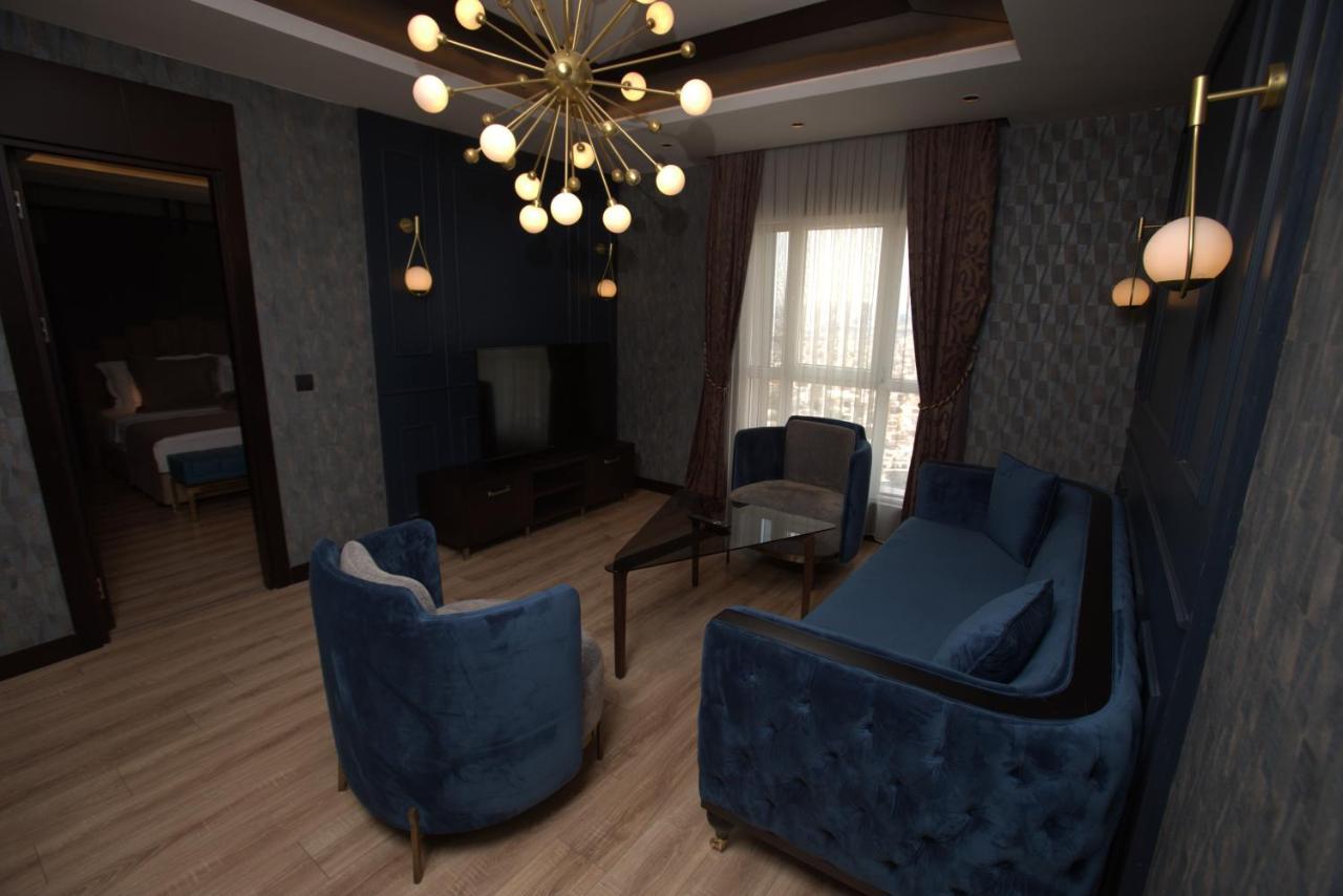 The Green Park Gaziantep Bagian luar foto A 3D rendering of a living room